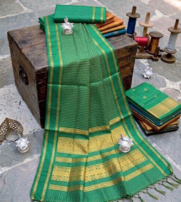 Picture of Premium korval checked handloom cotton saree