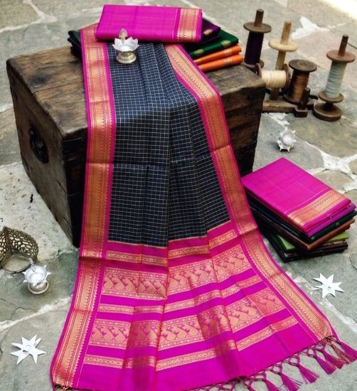 Picture of Premium korval checked handloom cotton saree