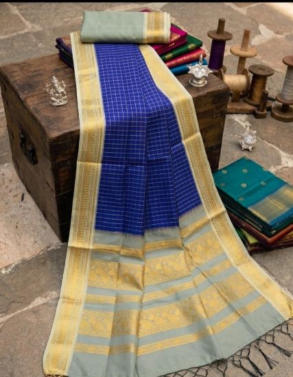 Picture of Premium korval checked handloom cotton saree